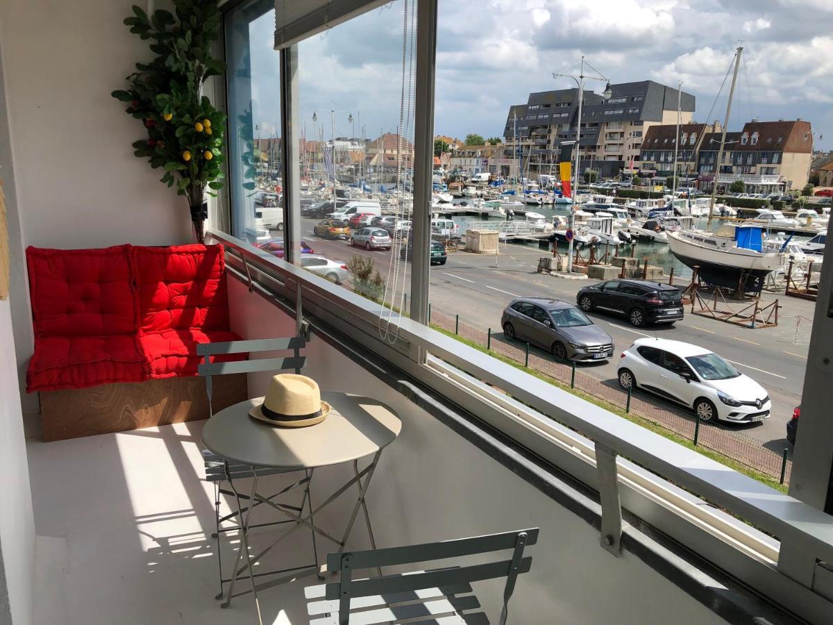 Soleil Et Bateau Apartment Courseulles-sur-Mer Luaran gambar